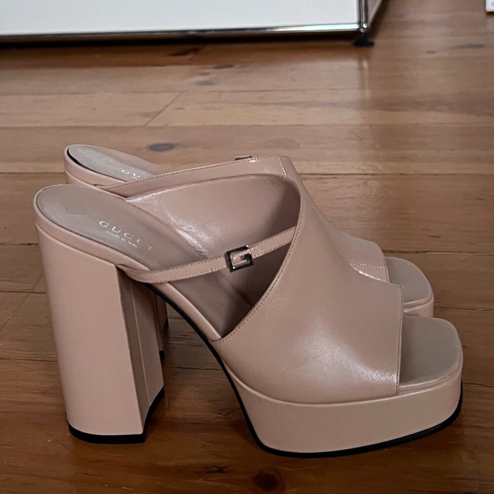 Gucci Platform Heels (Never worn)